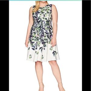 Floral print fit and flare dress Sz 22